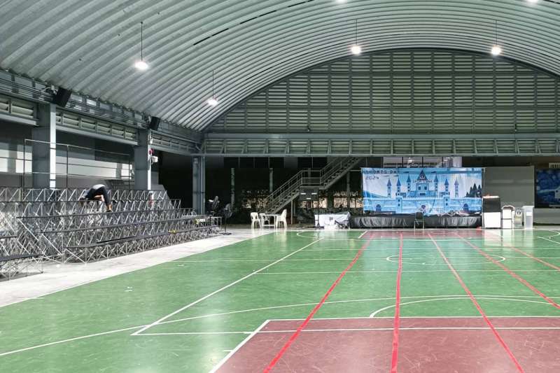 22 - https://kteventdsign.com | บริการให้เช่าเทวีสำเร็จรูป เวทีอัฒจันทร์ งานอีเว้น เวทีอเนกประสงค์ทุกประเภท รับติดตั้งเวทีทั้งในอาคารและนอกอาคาร ราคาเป็นกันเองพร้อมให้บริการนอกสถานที่ โดยทีมงานมืออาชีพประสบการณ์มากกว่า 10 ปี